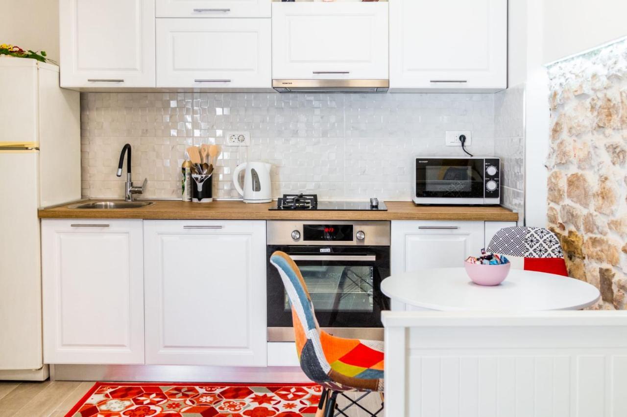 Studio Apartman Mirela Kastel Stafilic คาชเตลา ภายนอก รูปภาพ