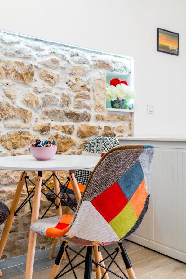 Studio Apartman Mirela Kastel Stafilic คาชเตลา ภายนอก รูปภาพ