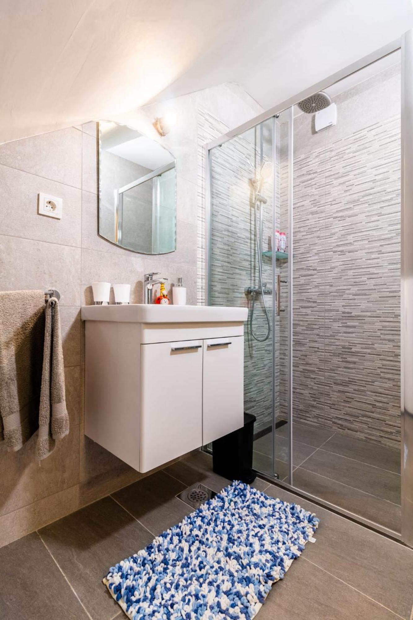 Studio Apartman Mirela Kastel Stafilic คาชเตลา ภายนอก รูปภาพ